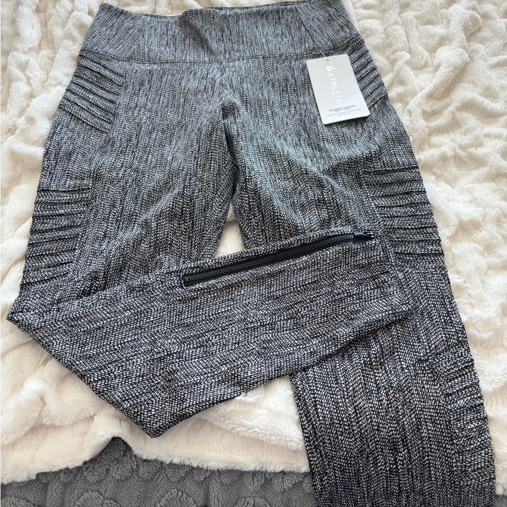Athleta Gray Leggings with Ribbed Waistband and Full-Length Design